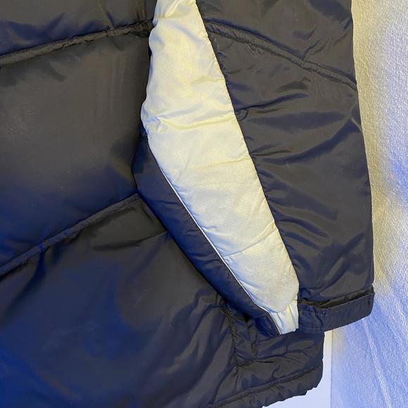 Umbro fill down black XL - Picture 3 of 13